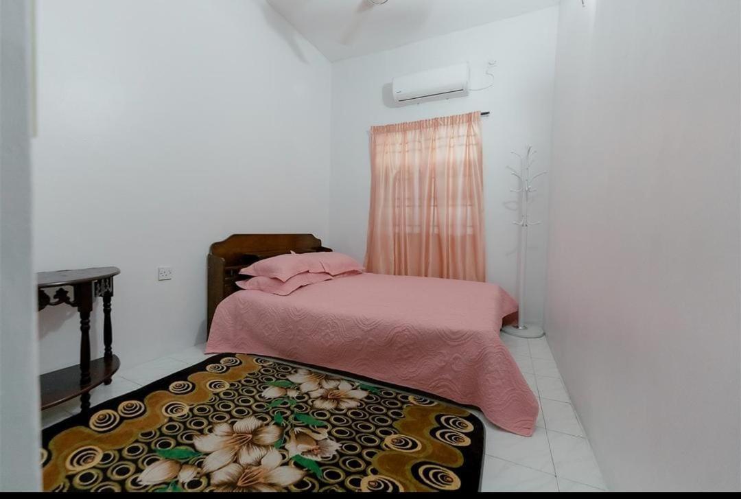 Umaira Homestay Chemor Ngoại thất bức ảnh